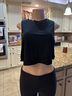 FREE Classic Black Sleeveless Cropped Top - Women